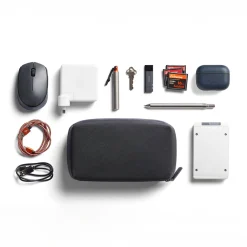 Carryology Essentials Tech Carry Kit